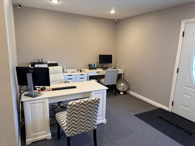 More Photos Of 1598 W Katella Ave, Anaheim Office For Sale