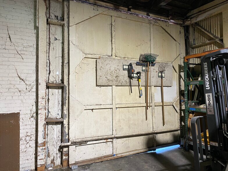 More Photos Of 757 W San Carlos St, San Jose Unknown For Lease