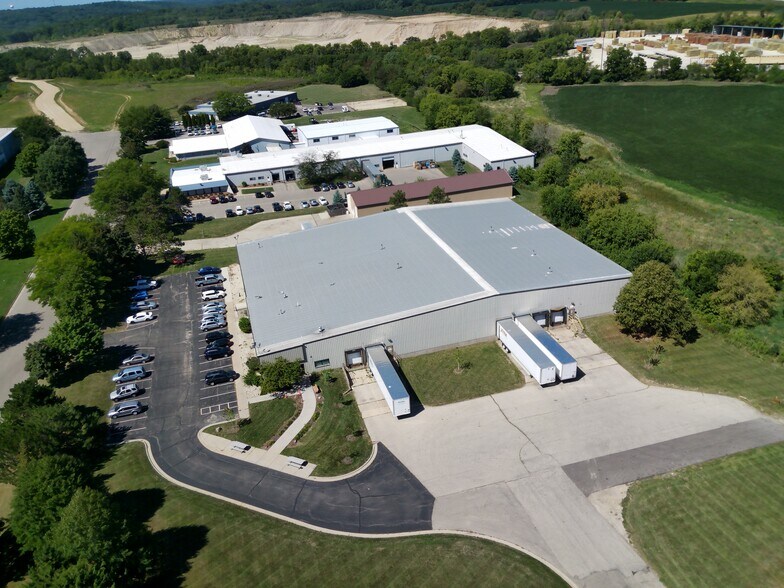 More Photos Of 1205-1227 Barberry Dr, Janesville Manufacturing For Sale