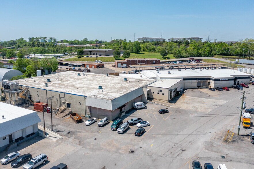 More Photos Of 3310-3422 Ambrose Ave, Nashville Unknown For Lease