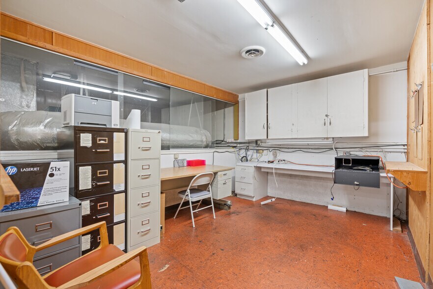 More Photos Of 2829 Mission St, San Francisco Storefront For Lease