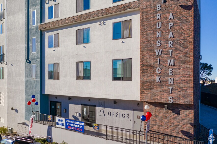 4619 Brunswick St, Daly City, CA 94014 MultiFamily For Lease
