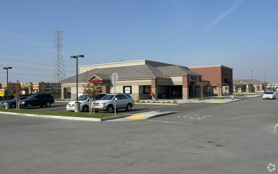 More Photos Of 4180 Coffee Rd, Bakersfield Unknown For Lease
