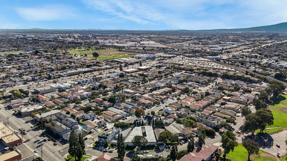More Photos Of 18216 Kingsdale Ave, Redondo Beach Apartments For Sale