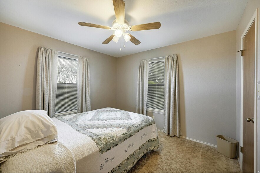 More Photos Of 4100 County Road 101, Taylor Land For Sale