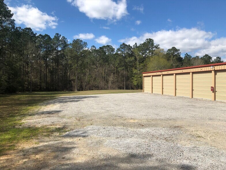 More Photos Of 1882 Highway 69 S, Lumberton Self Storage For Sale