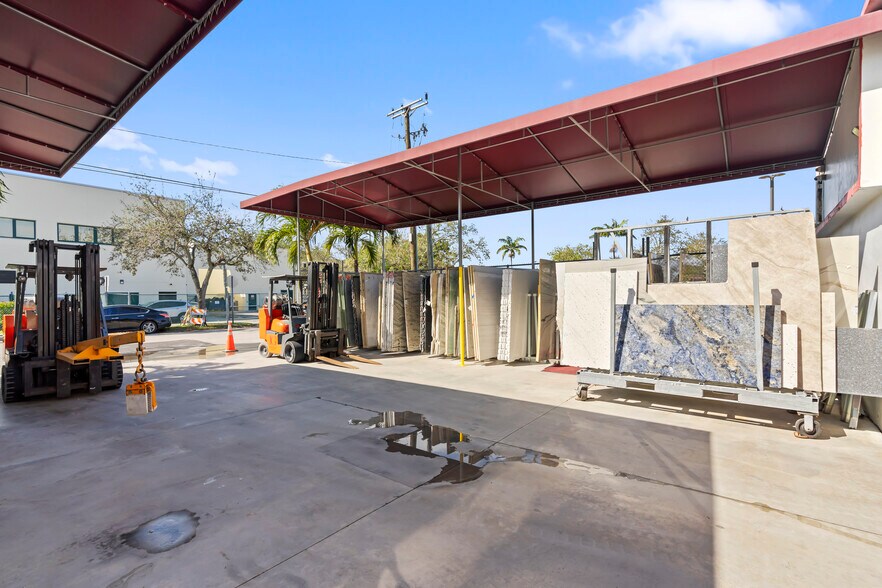 More Photos Of 990 NW 13th Ter, Fort Lauderdale Warehouse For Sale