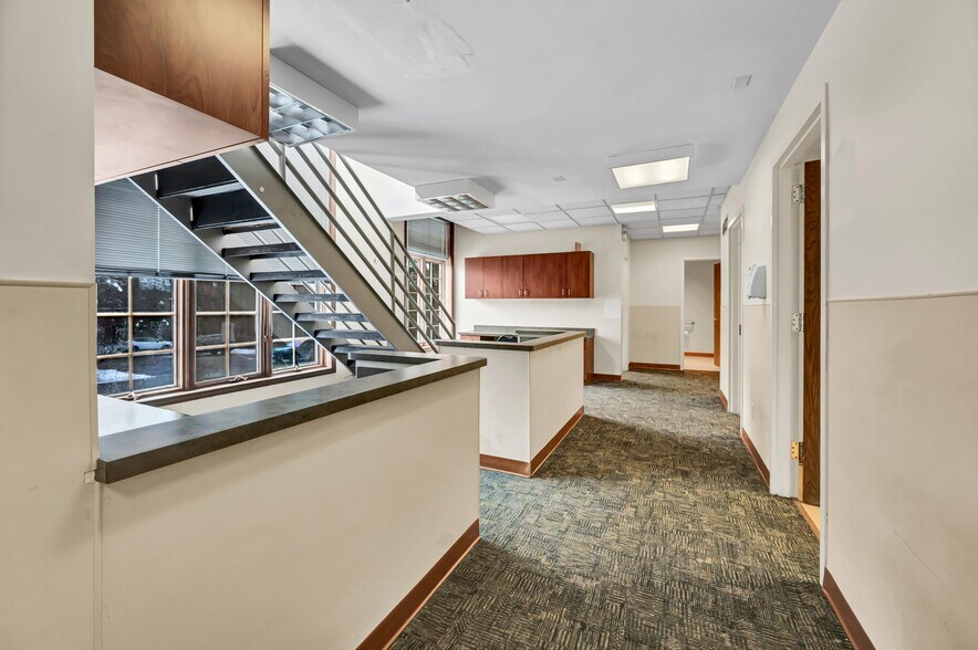 More Photos Of 48 Route 6, Yorktown Heights Medical For Sale