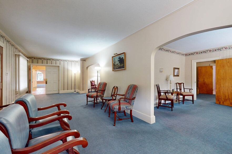 More Photos Of 3721 Main St, Weirton Funeral Home For Sale