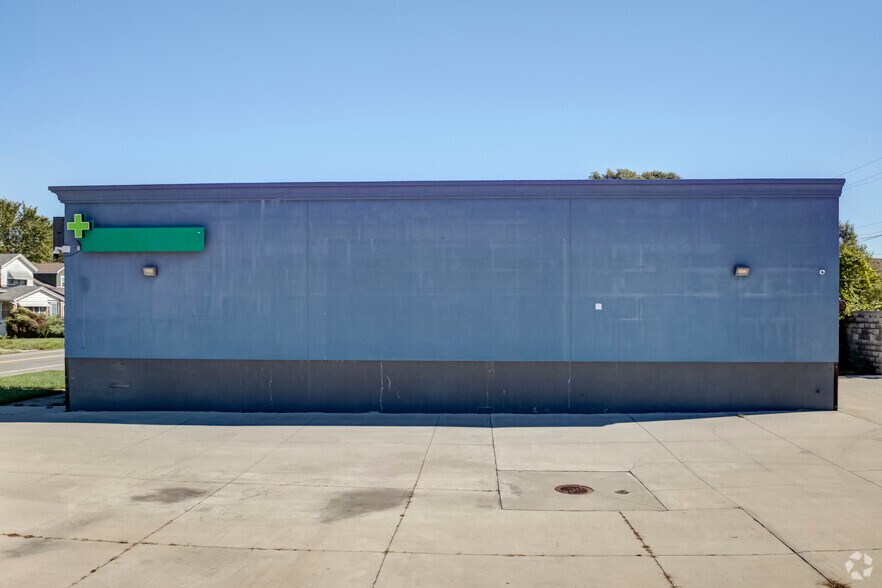 More Photos Of 14108 Houston Whittier St, Detroit Freestanding For Sale