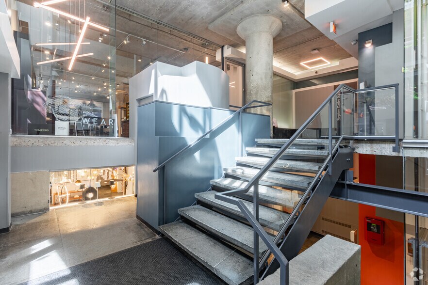 Primary Photo Of 230 W Superior St, Chicago Office For Lease