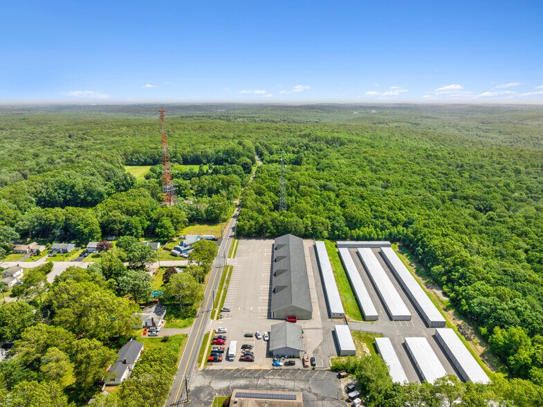 More Photos Of 430 Chapel Hill Rd, Oakdale Freestanding For Lease