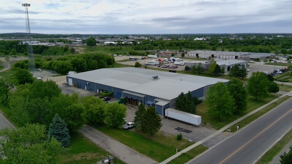 More Photos Of 3920 Kennedy Rd, Janesville Warehouse For Sale