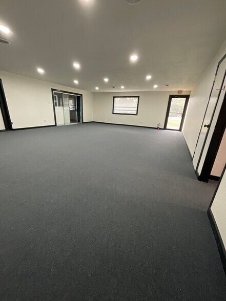 More Photos Of 4890 W Main St, League City Land For Lease