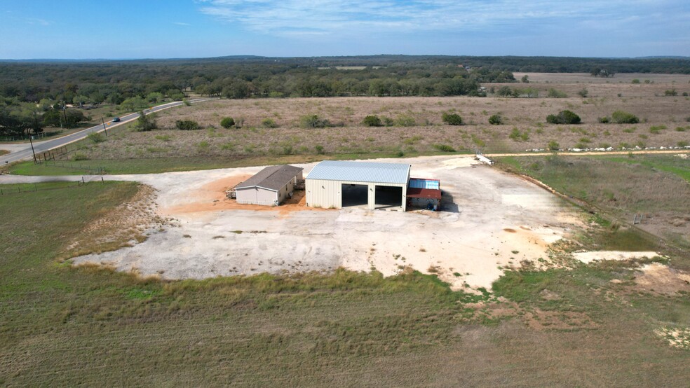 More Photos Of 3153 W Ammann Rd, Bulverde Light Manufacturing For Lease