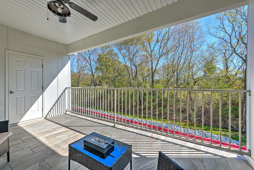 More Photos Of 1512 S Razorback Rd, Fayetteville Apartments For Sale