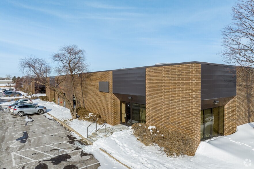 More Photos Of 1270 Eagan Industrial Rd, Eagan Unknown For Lease