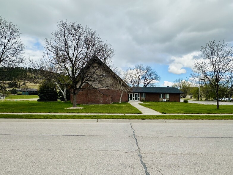 More Photos Of 2460 Baldwin st, Sturgis Religious Facility For Sale