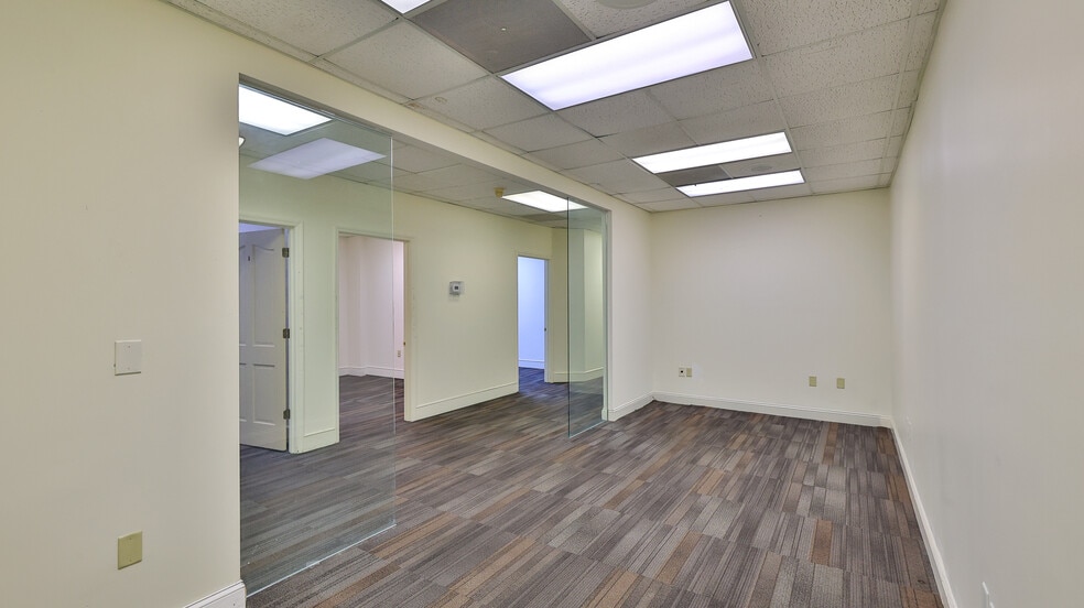 More Photos Of 4 Old Kings Rd N, Palm Coast Medical For Lease