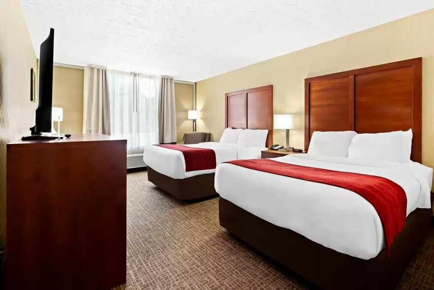 More Photos Of 2541 Chestnut Ridge Rd, Grantsville Hotel For Sale