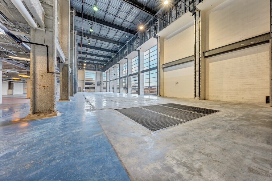 More Photos Of 120 Salem Ave SW, Roanoke Warehouse For Lease