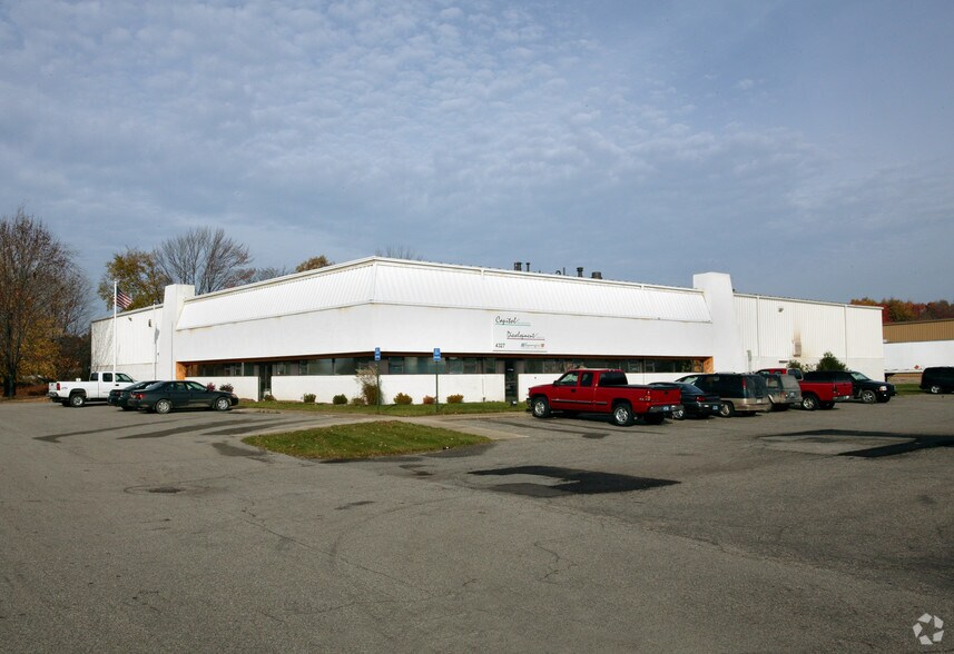 Primary Photo Of 4327 Airlane Dr SE, Grand Rapids Manufacturing For Sale