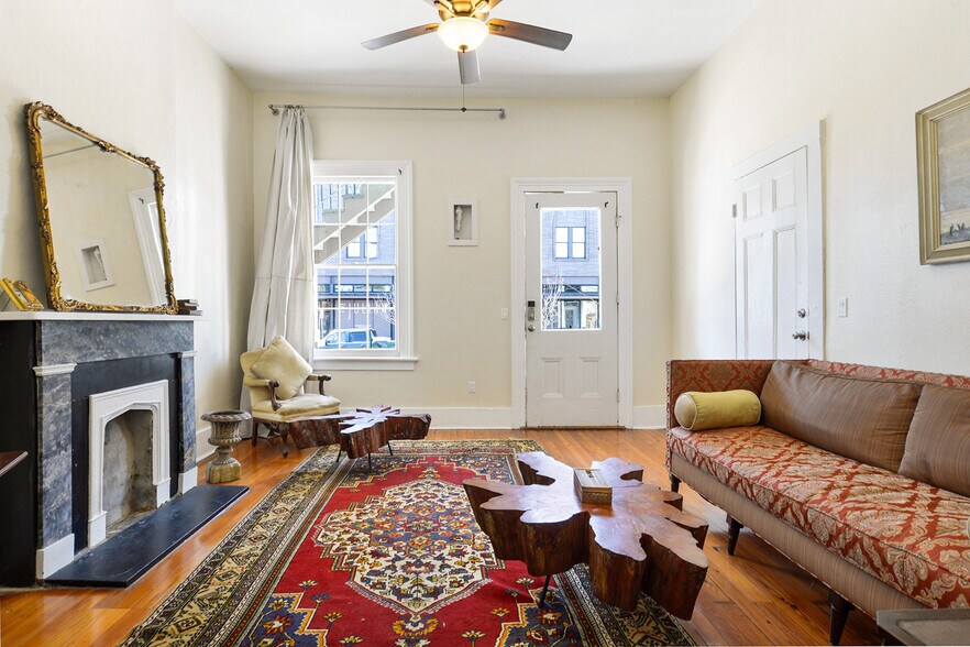 More Photos Of 1572 Magazine St, New Orleans Specialty For Sale