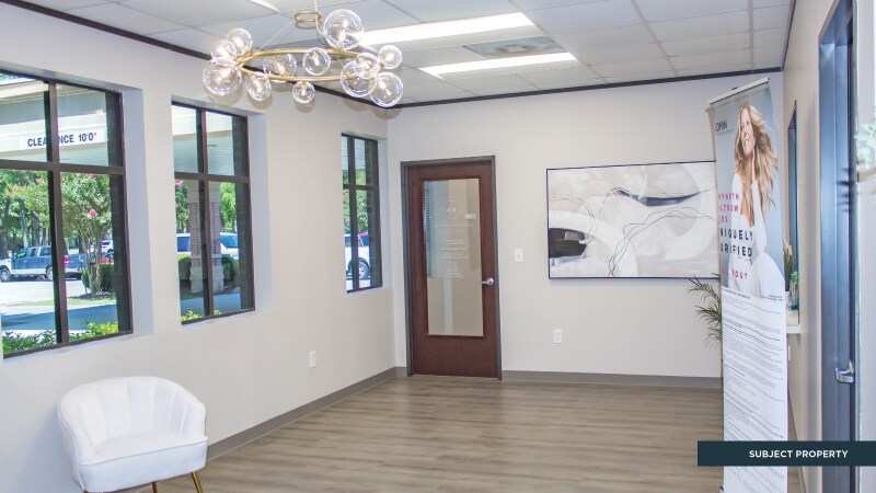 More Photos Of 1330 Kingwood Dr, Kingwood Medical For Lease