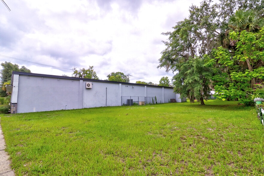 More Photos Of 1501 St Johns Ave, Palatka Service For Sale