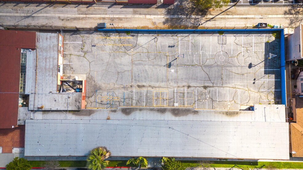 More Photos Of 3320 W 85th St, Inglewood Apartments For Sale