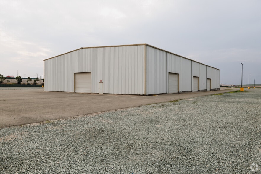 More Photos Of 9802 Lone Star Rd, San Diego Warehouse For Lease