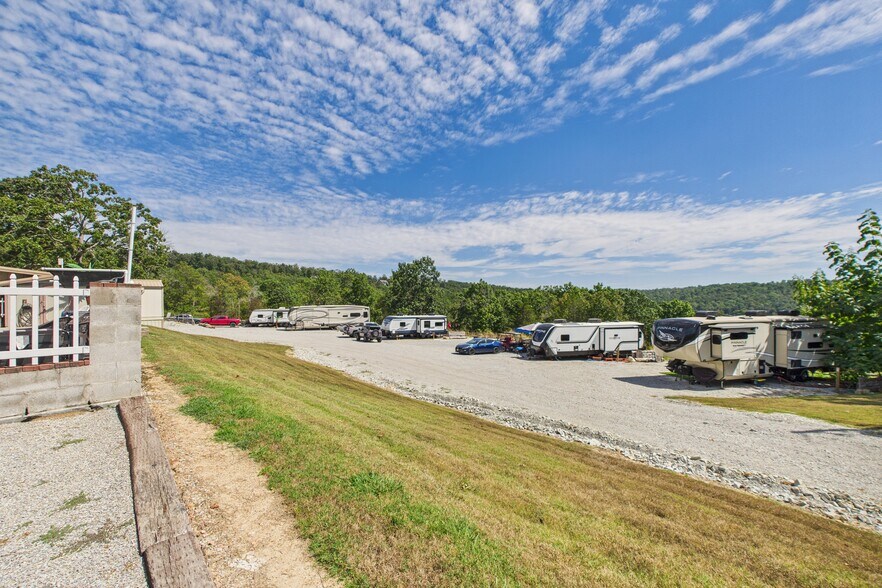 More Photos Of 141 County Road 851, Elizabeth Hotel For Sale
