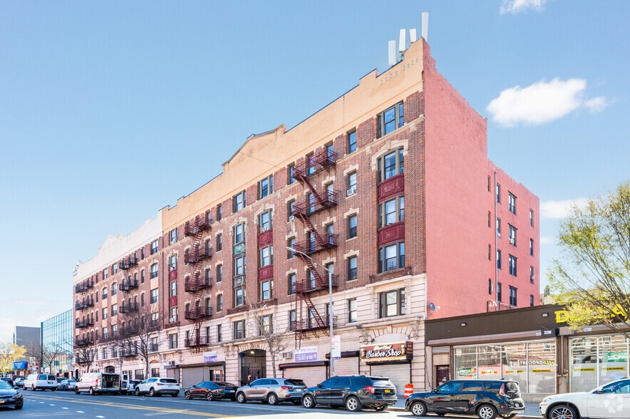 More Photos Of 910-926 Southern Blvd, Bronx Apartments For Lease