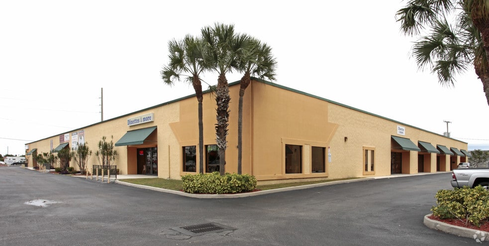 More Photos Of 3500 45th St, West Palm Beach Showroom For Lease