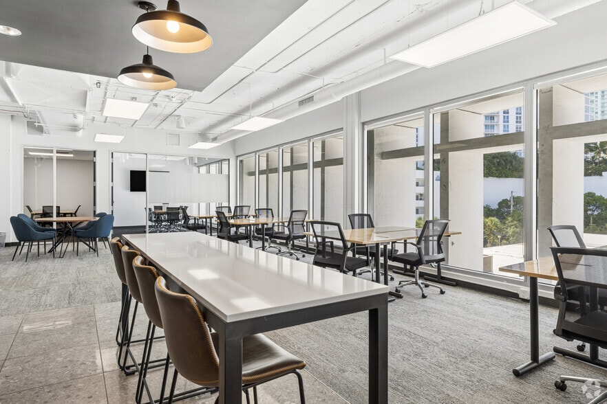 More Photos Of 2125 Biscayne Blvd, Miami Coworking Space