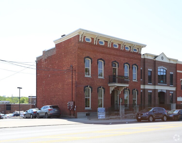 Primary Photo Of 94 N Sandusky St, Delaware Office For Lease