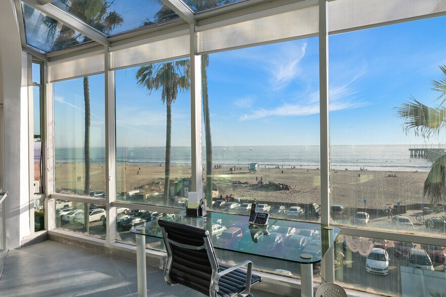 More Photos Of 3111 Ocean Front Walk, Marina Del Rey Apartments For Sale