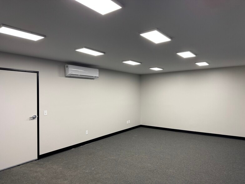 More Photos Of 1101-1107 Paso Robles St, Paso Robles Industrial For Sale