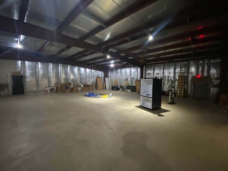 More Photos Of 2242 Ridge Rd, Green Bay Storefront For Lease