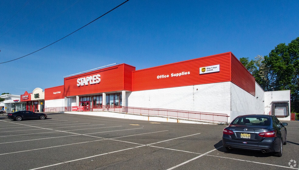 Primary Photo Of 506-518 W Mount Pleasant Ave, Livingston Storefront For Lease