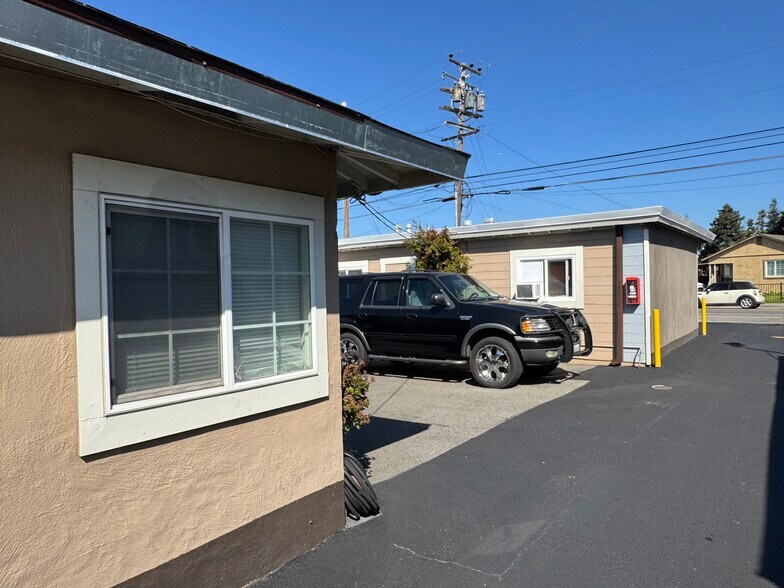 More Photos Of 19465 Meekland Ave, Cherryland Apartments For Sale