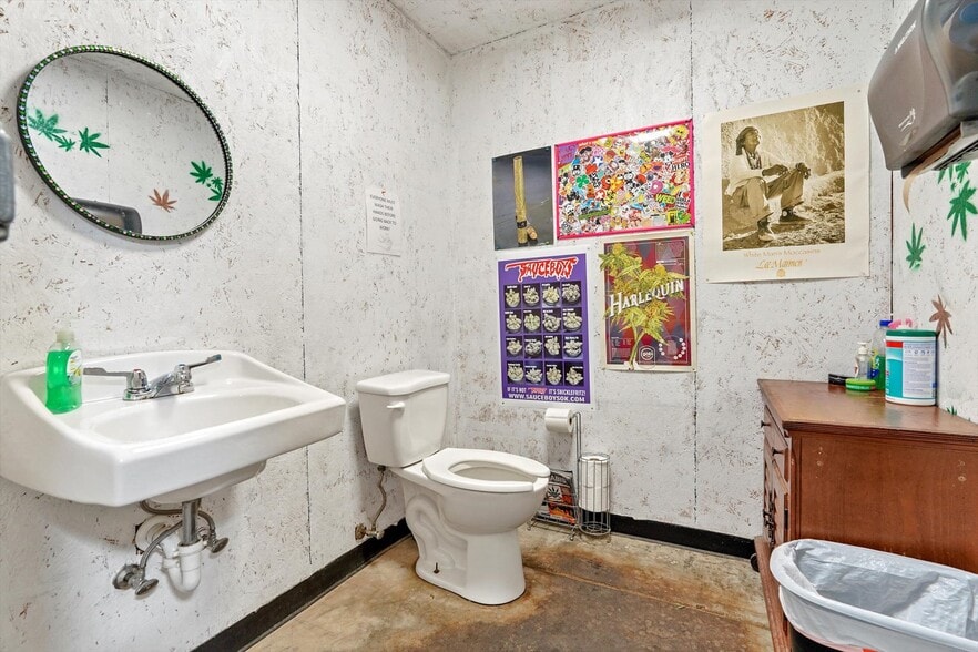 More Photos Of 12670 S Highway 48, Bristow Warehouse For Sale