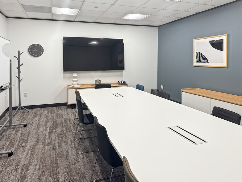 More Photos Of 1415 Louisiana St, Houston Coworking Space