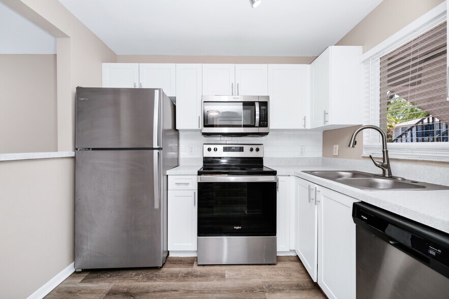 More Photos Of 5194 16th Pl SW, Naples Apartments For Sale