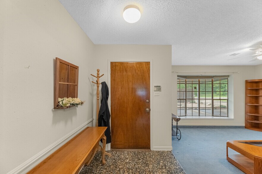 More Photos Of 7315 Pine St, Manvel Industrial For Sale