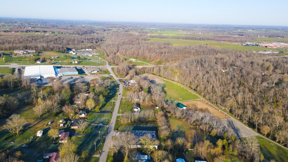 More Photos Of 1870 Old Hodgenville Rd, Campbellsville Flex For Sale