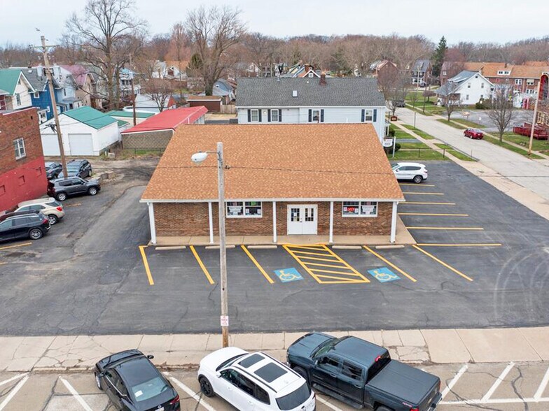 More Photos Of 4024 Main St, Erie Storefront Retail Office For Sale