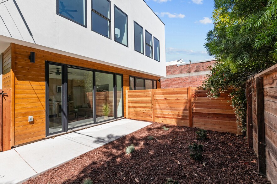 More Photos Of 1012 Uptown Aly, Sacramento Multifamily For Sale