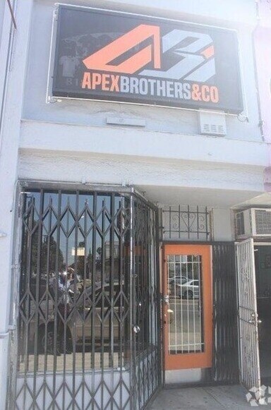 More Photos Of 6426 Lankershim Blvd, North Hollywood Storefront Retail Office For Lease