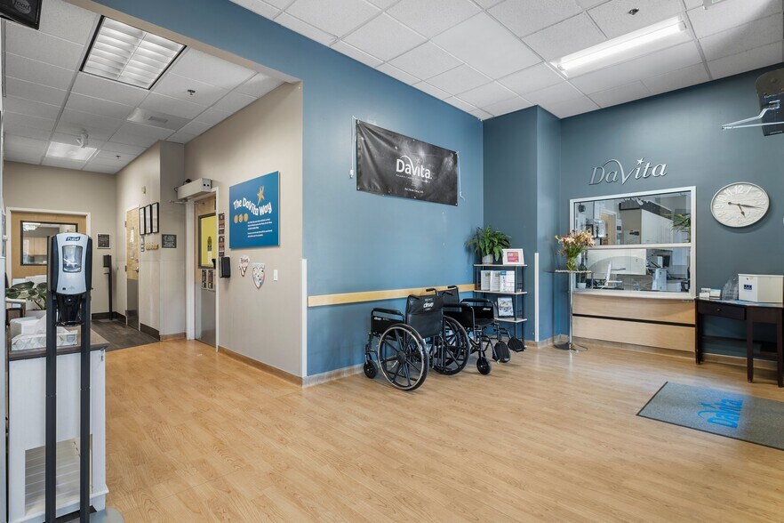 More Photos Of 6825 Burden Blvd, Pasco Medical For Lease